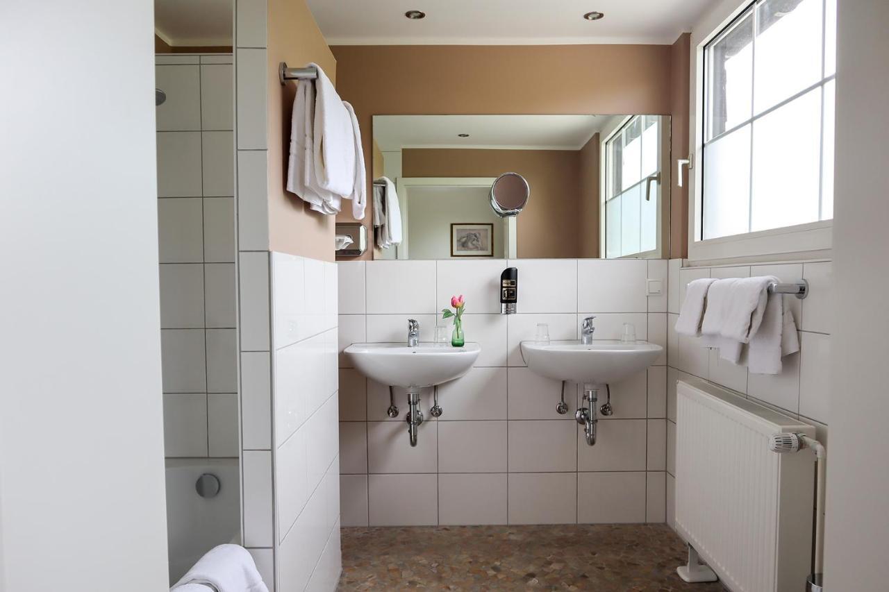 Gut Moschenhof 3* Dusseldorf